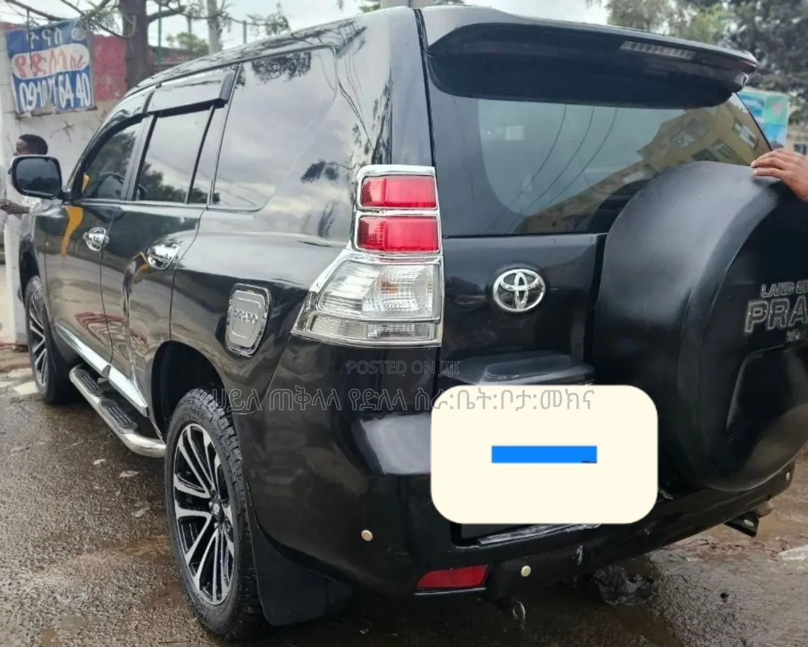 Toyota Land Cruiser Prado 2011 Matt Black