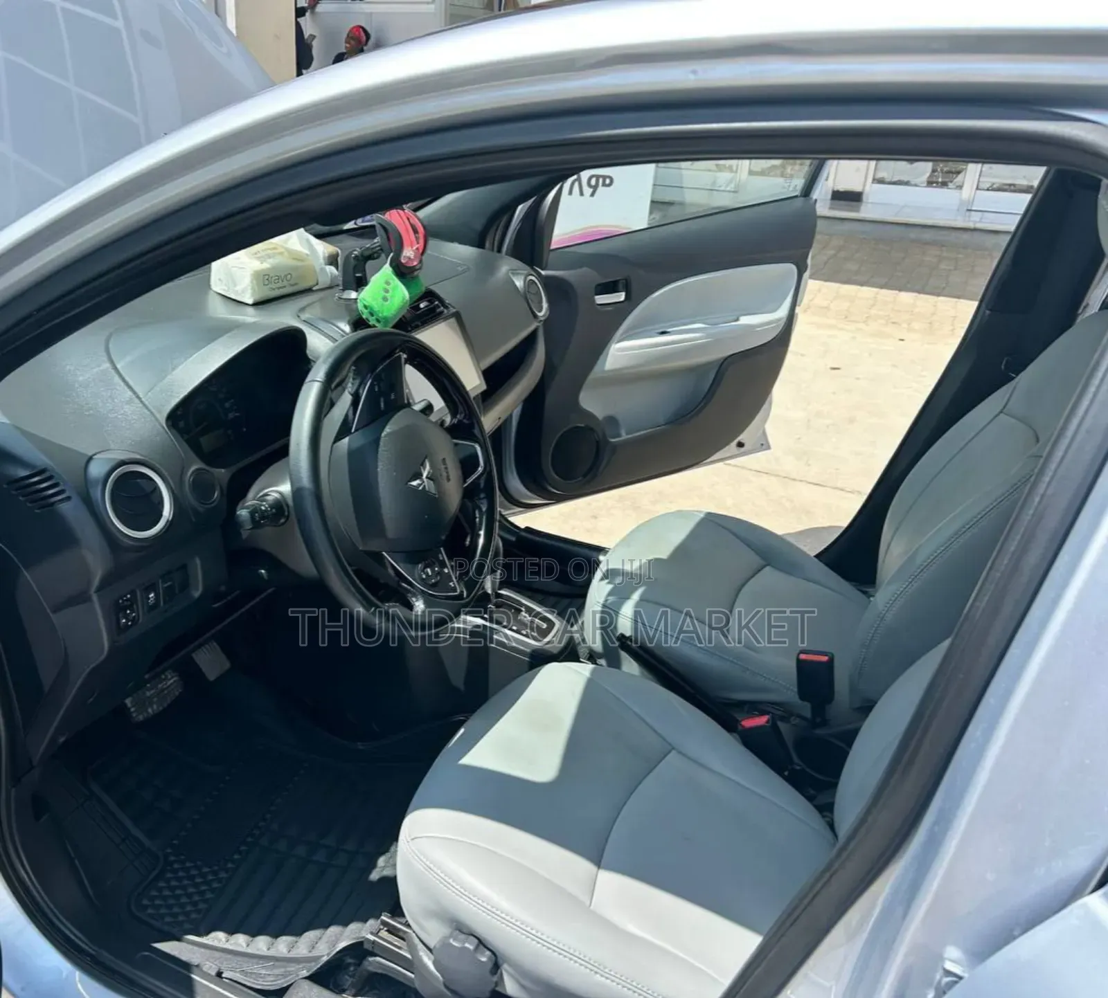 Mitsubishi Attrage 2023