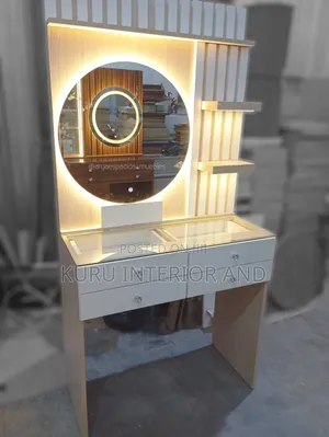 Dressing Tabel ( Best Quality ) With Circled Mirror