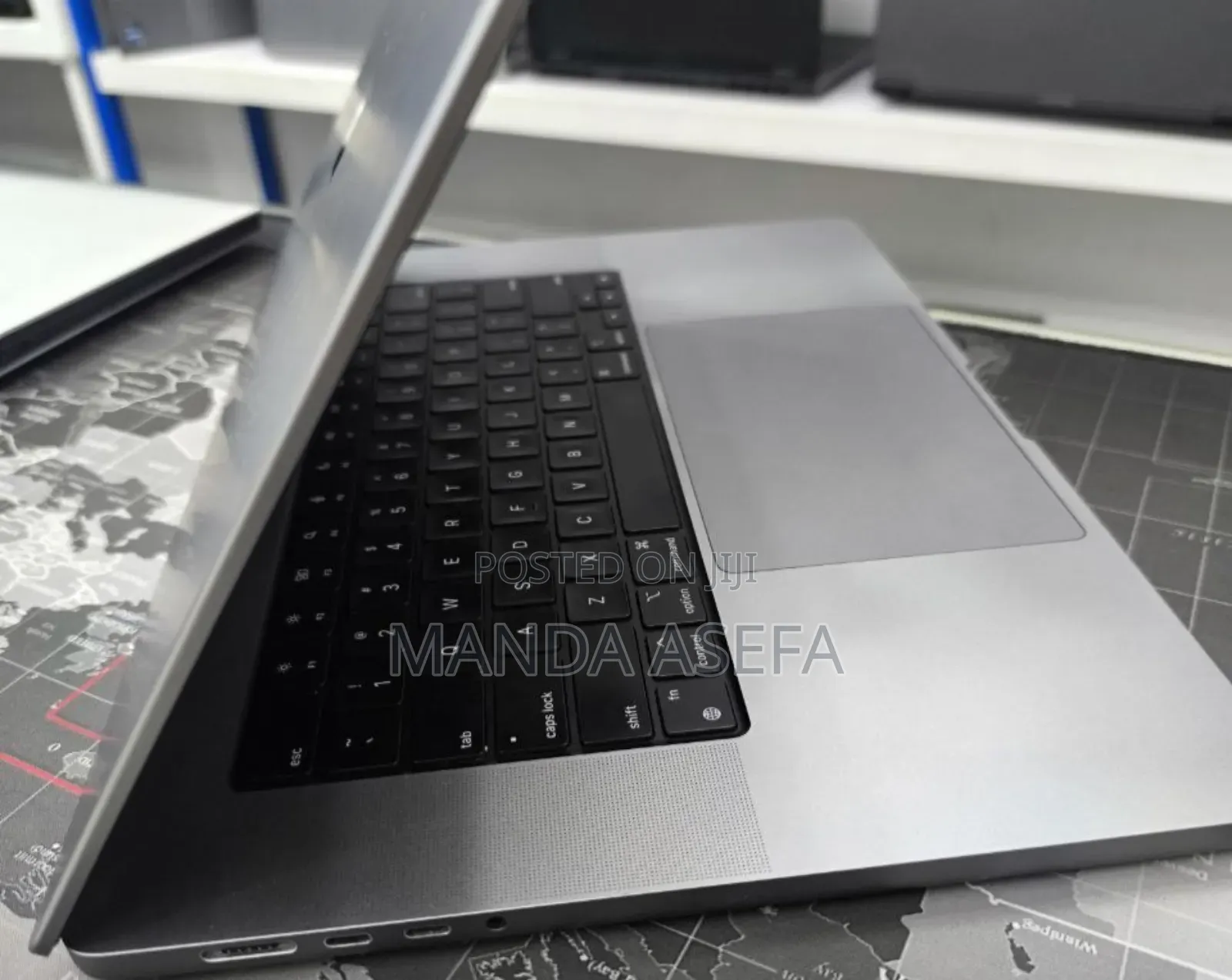 New Laptop Apple MacBook Pro M1 64GB Apple M1 Max SSD 1T
