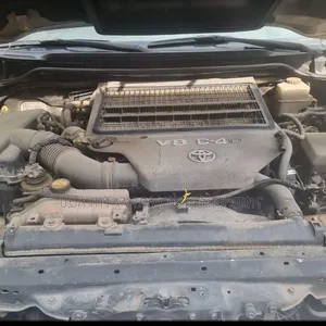 Toyota Land Cruiser 2009 White