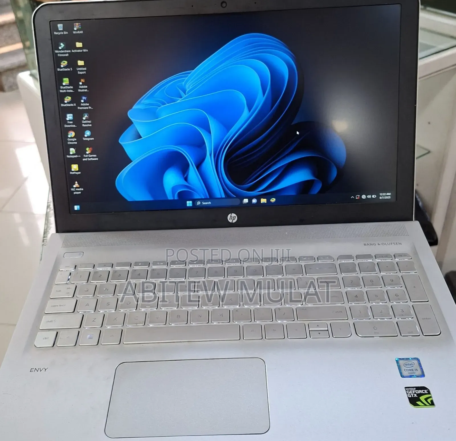 New Laptop HP Envy 15 12GB Intel Core I5 HDD 1T