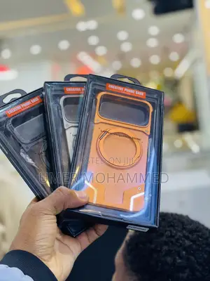 Photo - iPhone 17 Pro Max Cover