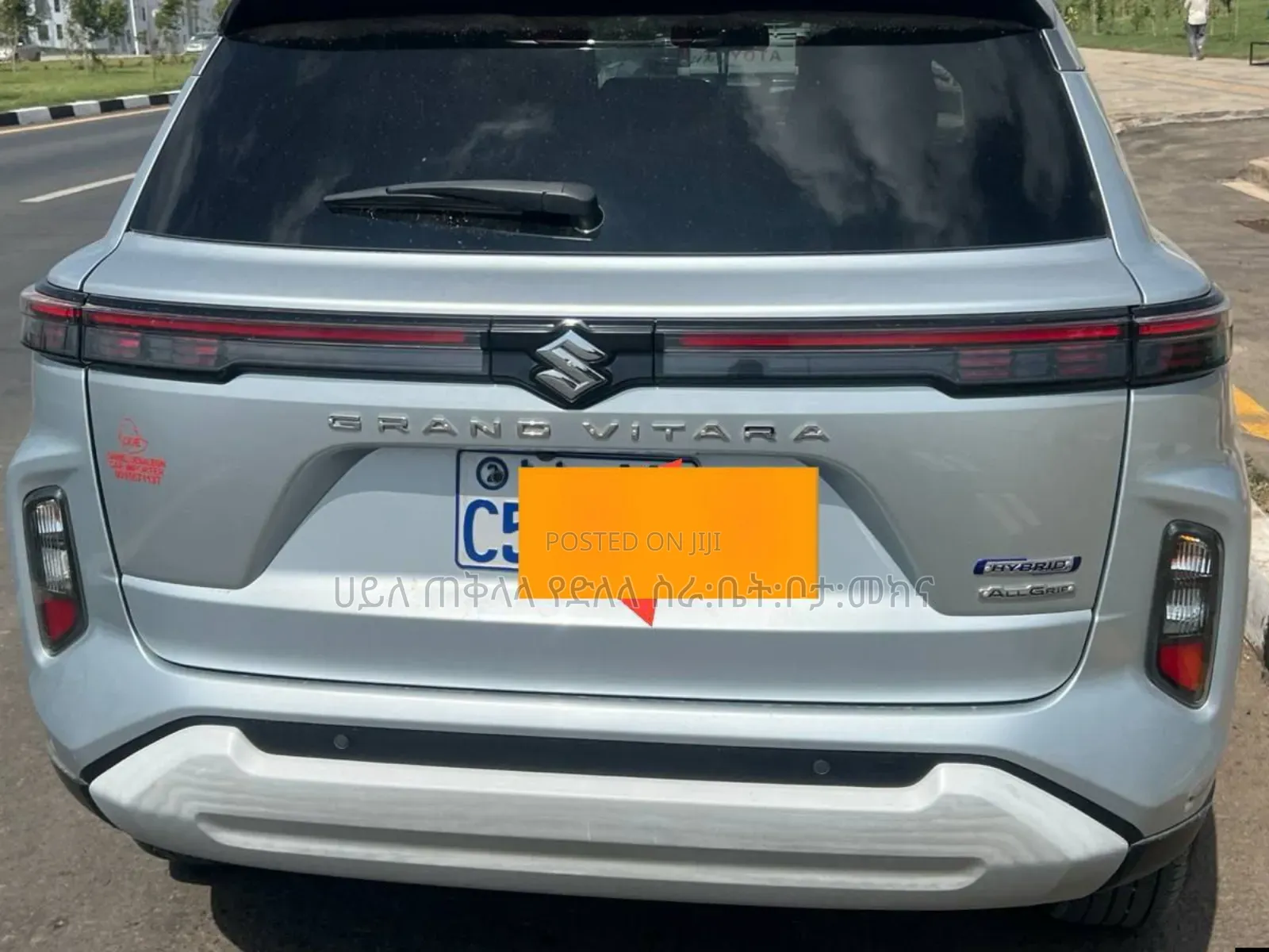 Suzuki Grand Vitara 2024 Off white
