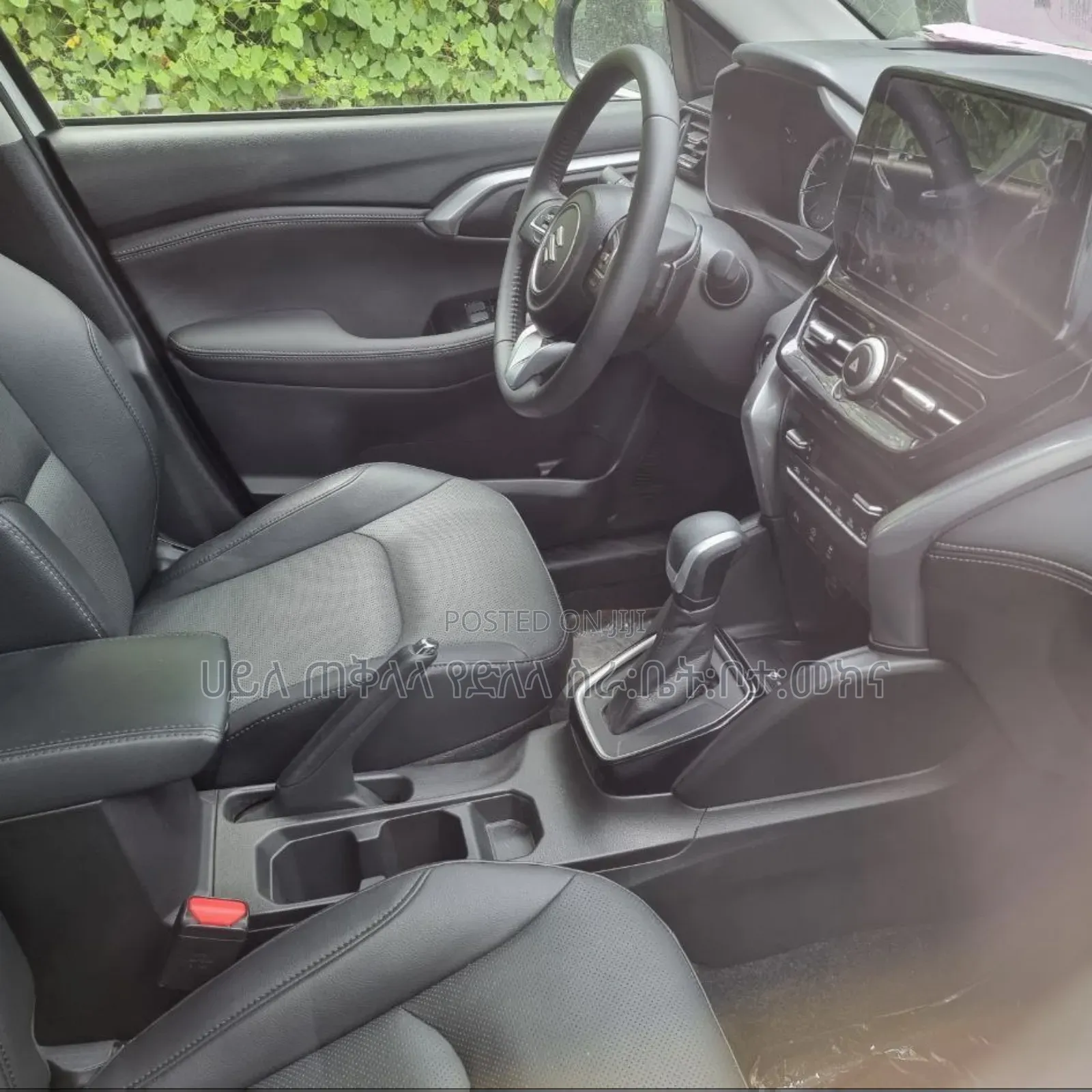 Suzuki Grand Vitara 2024 Off white