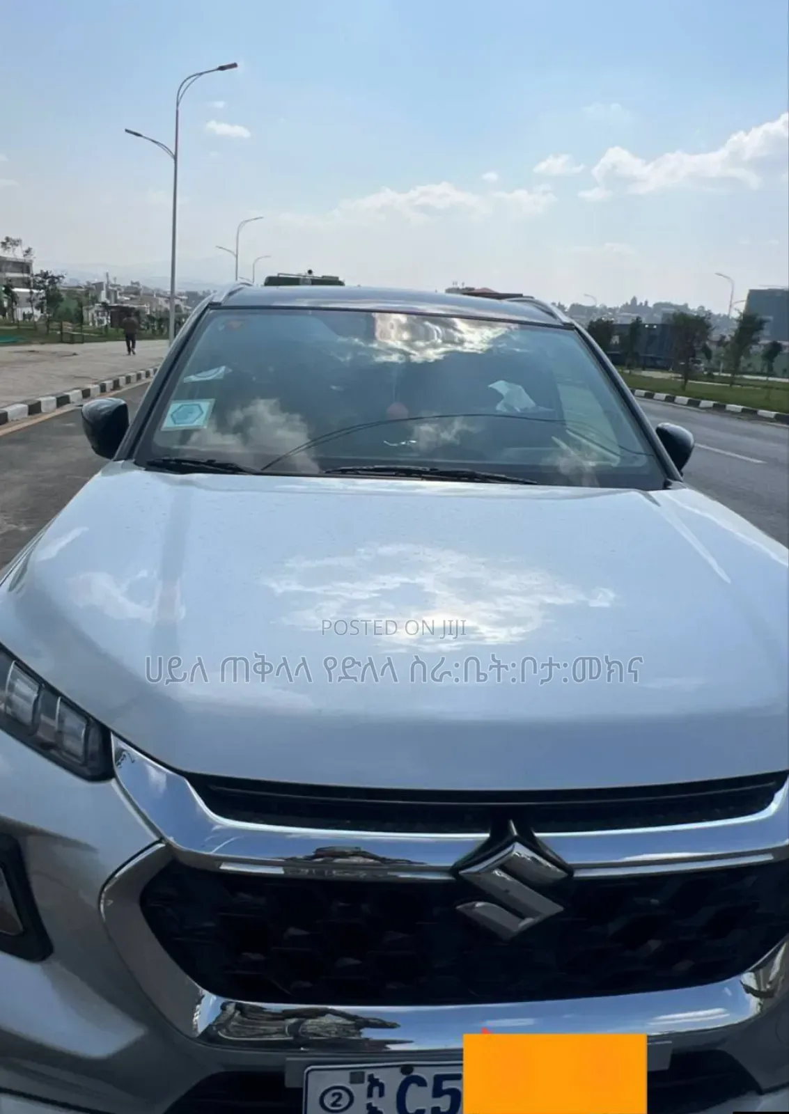 Suzuki Grand Vitara 2024 Off white