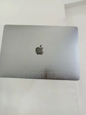 New Laptop Apple MacBook Pro 2017 8GB Intel Core I5 SSD 128GB