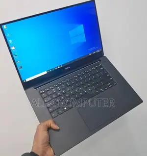 New Laptop Dell Precision 5520 16GB Intel Core I7 SSD 512GB