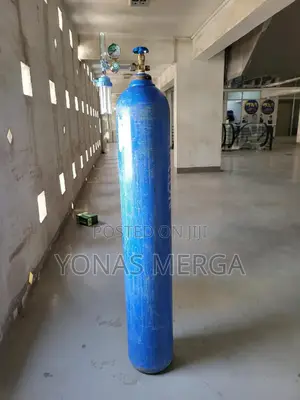 Photo - Medical Oxygen Gas Cylinder 40liter絕血standard Seamless Oxygen Cylinder