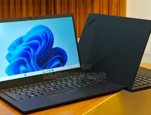 Photo - New Laptop Lenovo ThinkPad X1 16GB Intel Core I7 SSD 512GB