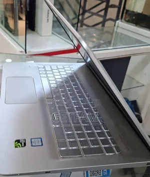 New Laptop HP Envy 13 12GB Intel Core I5 SSD 1T