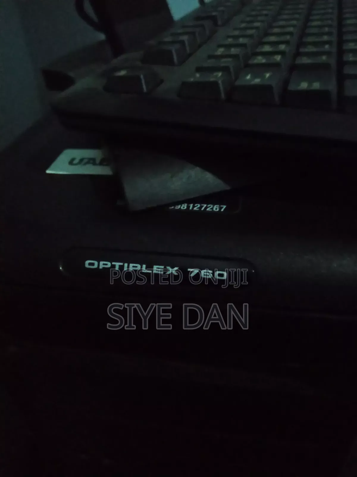 Desktop Computer Dell OptiPlex 7760 2GB Intel Core M2 HDD 128GB