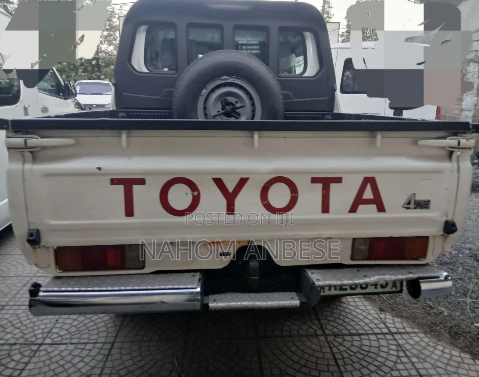 Toyota Land Cruiser 2016 White