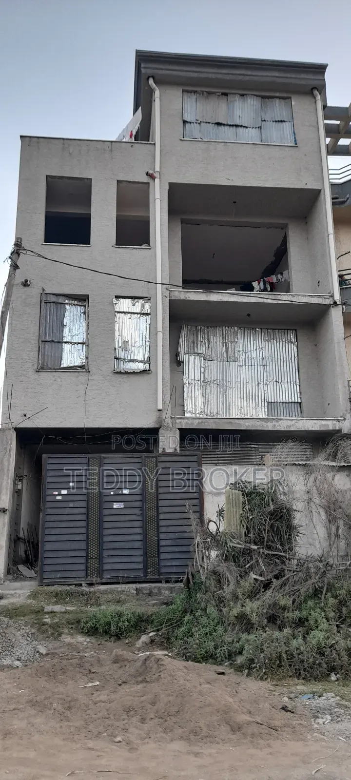 Furnished 6bdrm House in Alem Bank, Akaky Kaliti for sale