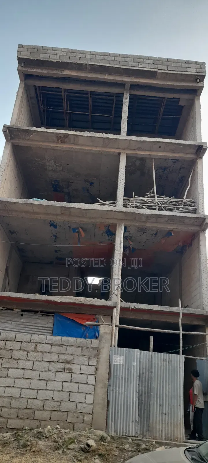 6bdrm House in Alem Bank, Akaky Kaliti for sale