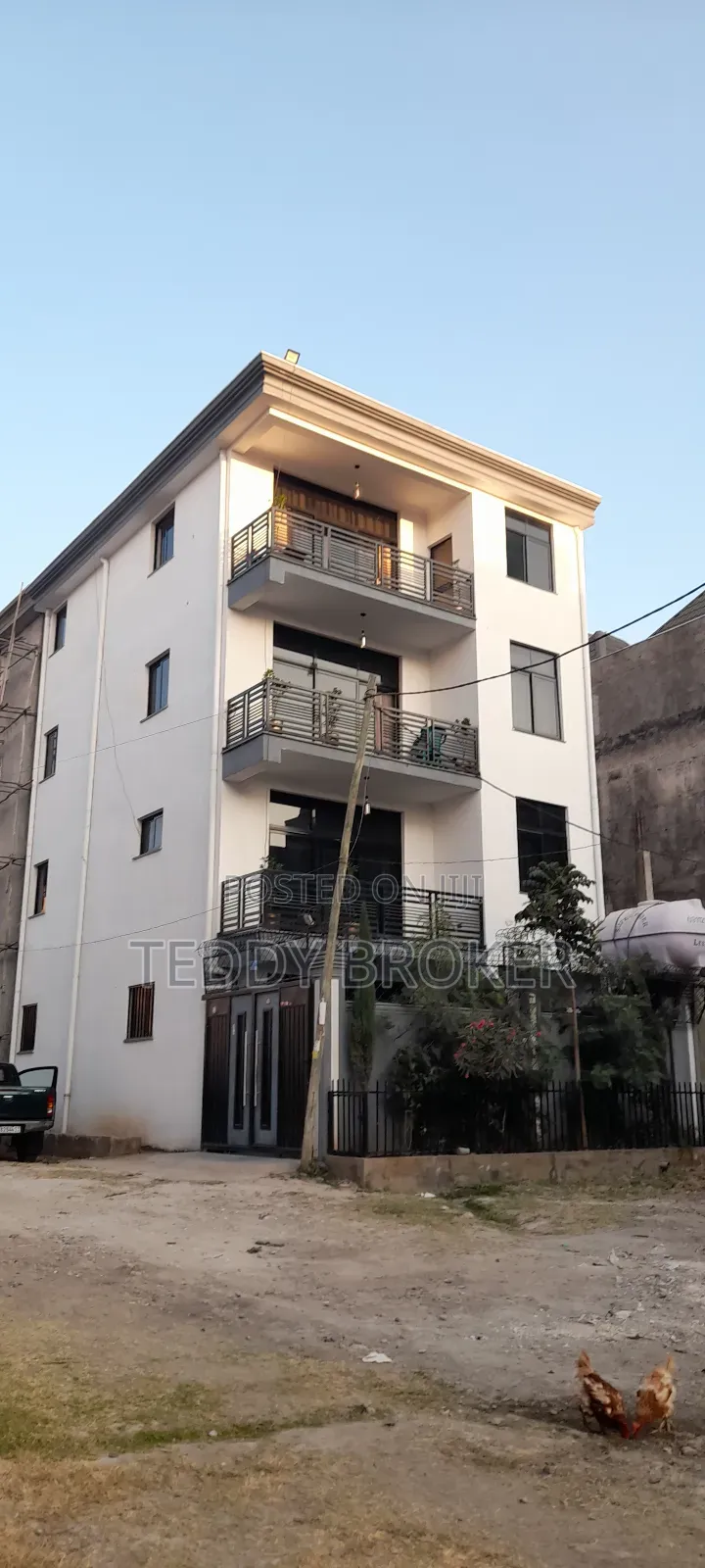 7bdrm House in Alem Bank, Akaky Kaliti for sale