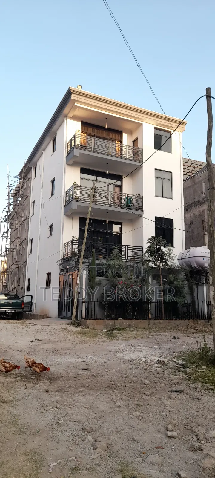 7bdrm House in Alem Bank, Akaky Kaliti for sale