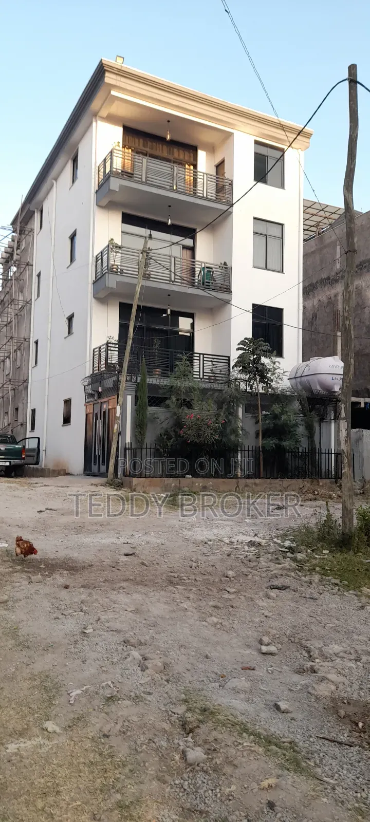 7bdrm House in Alem Bank, Akaky Kaliti for sale