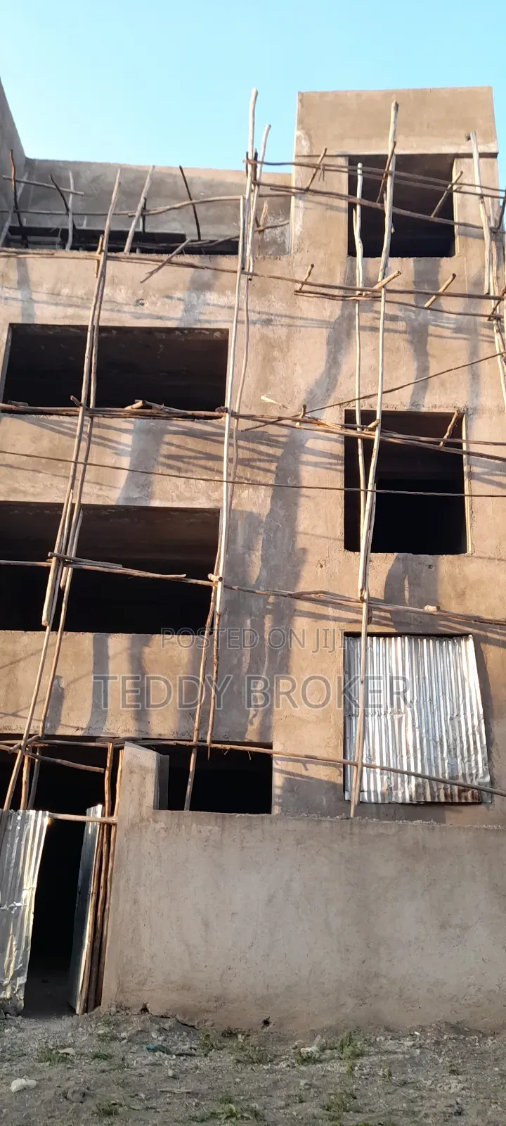 5bdrm House in Alem Bank, Akaky Kaliti for sale