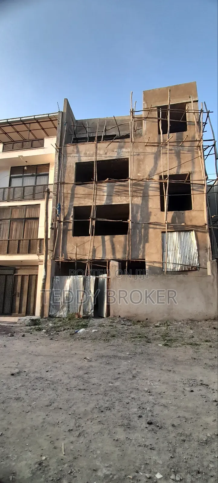 5bdrm House in Alem Bank, Akaky Kaliti for sale