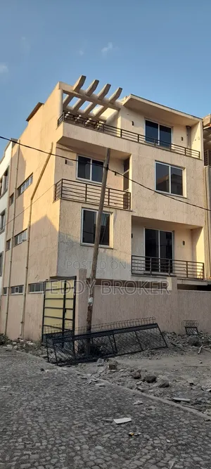 Photo - 7bdrm House in Alem Bank, Akaky Kaliti for sale