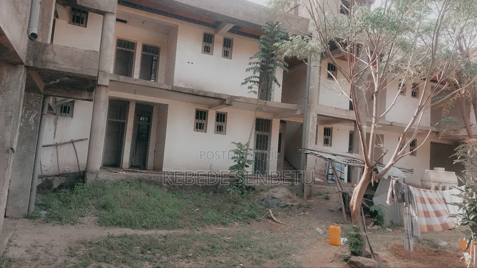 20bdrm Duplex in Oromia, East Welega for sale