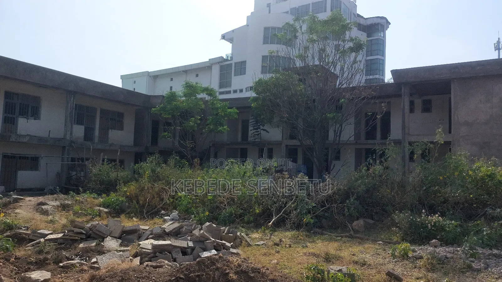 20bdrm Duplex in Oromia, East Welega for sale