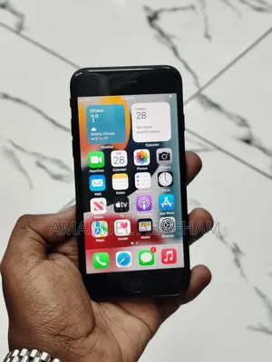 Photo - New Apple iPhone 7 32 GB Black