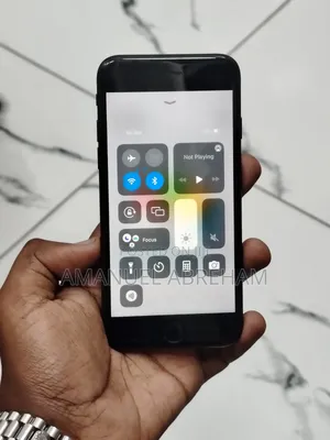 New Apple iPhone 7 32 GB Black