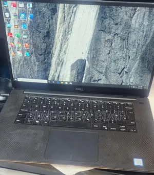 Photo - New Laptop Dell XPS 15 16GB Intel Core I5 SSD 512GB