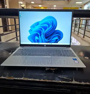 New Laptop HP Pavilion 15 16GB Intel Core 5 SSD 512GB