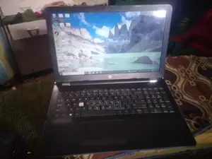 Laptop HP 15-Da2933nia 16GB Intel Core I3 HDD 1T