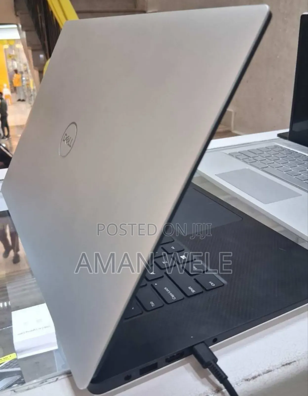 New Laptop Dell Inspiron 15 16GB Intel Core I7 SSD 512GB