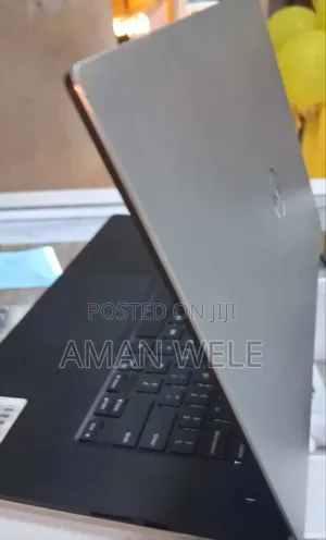 New Laptop Dell Inspiron 15 16GB Intel Core I7 SSD 512GB