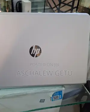 New Laptop HP Envy X360 12GB Intel Core I5 HDD 1T