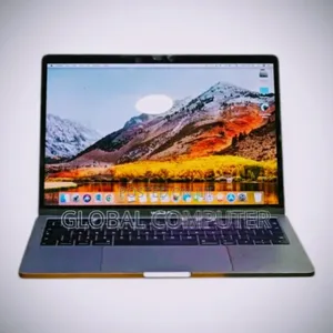 Photo - Laptop Apple MacBook Pro 2019 8GB Intel Core i5 SSD 256GB