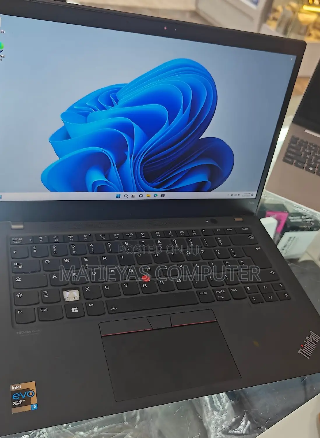 New Laptop Lenovo ThinkPad T14s G4 8GB Intel Core I5 SSD 512GB