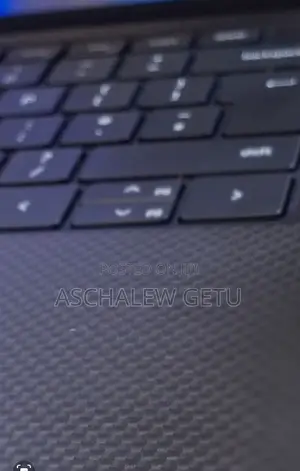 New Laptop Dell Precision 5570 16GB Intel Core I7 SSD 512GB