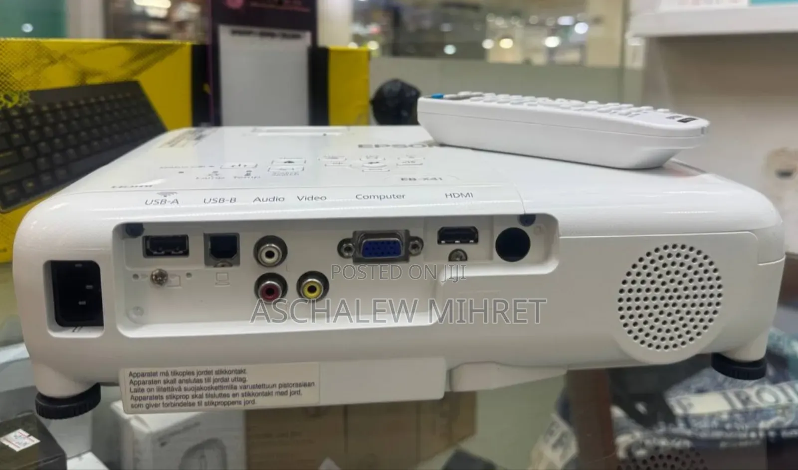 Epson Eb-X41 Projector Specifications
White Brightness