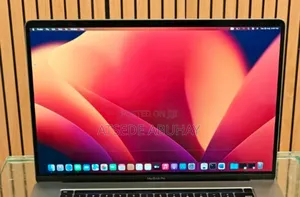 New Laptop Apple MacBook Pro 2019 16GB Intel Core I7 SSD 512GB