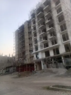 3bdrm Apartment in 📍አያት አበበች ጎበና ጀርባ, Yeka for sale