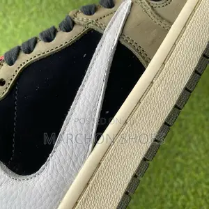 Nike Air Jordan 1 Low Travis Scott "Black / Sail / Mocha"