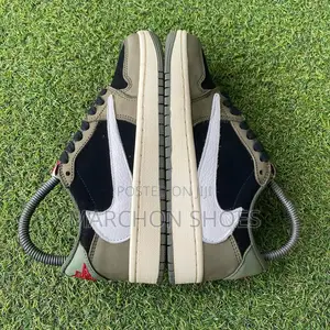Nike Air Jordan 1 Low Travis Scott "Black / Sail / Mocha"