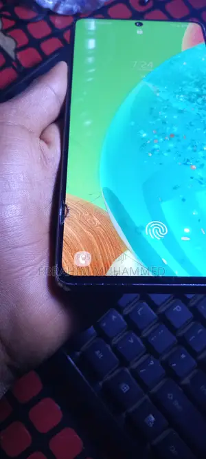 Photo - Samsung Galaxy A Quantum 128 GB Black