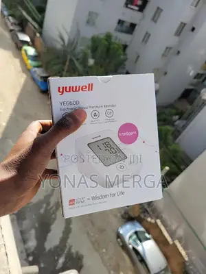 Photo - Ye660d New Digital Bp Monitoring酉三health Care Bp Apparatus妃特bp Kit's