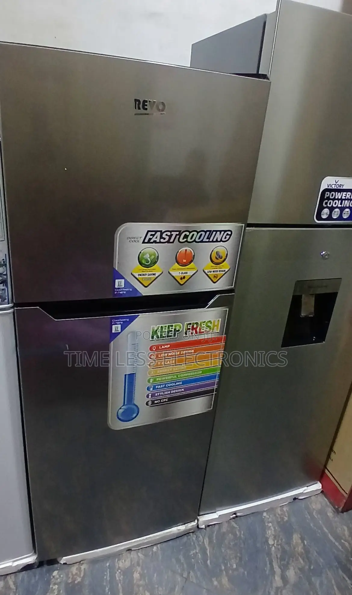 Revo 290 L Refrigerator – Compact, Efficient Family‐Ready