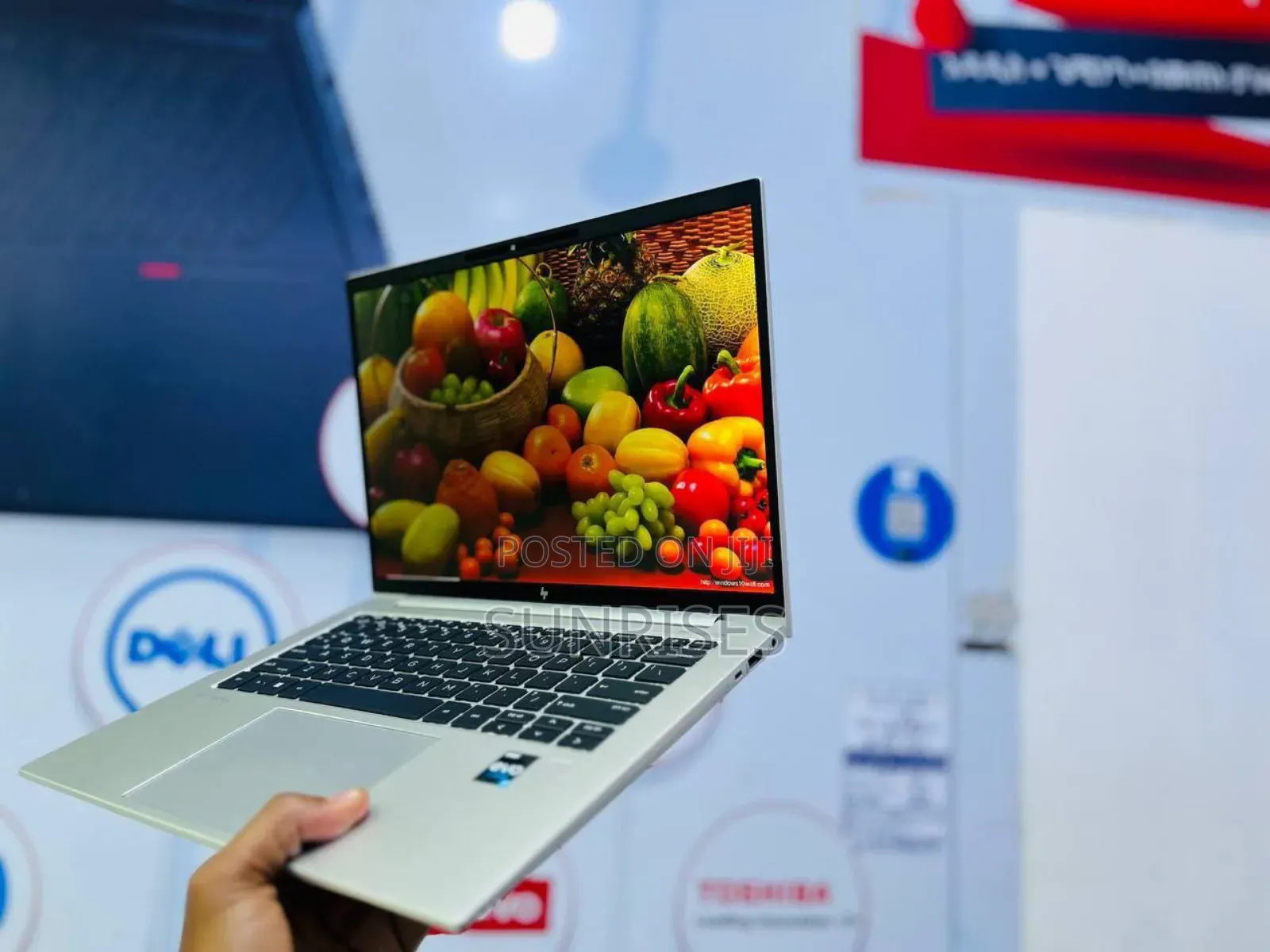 New Laptop HP 14-Dq1088wm 16GB Intel Core I7 SSD 512GB