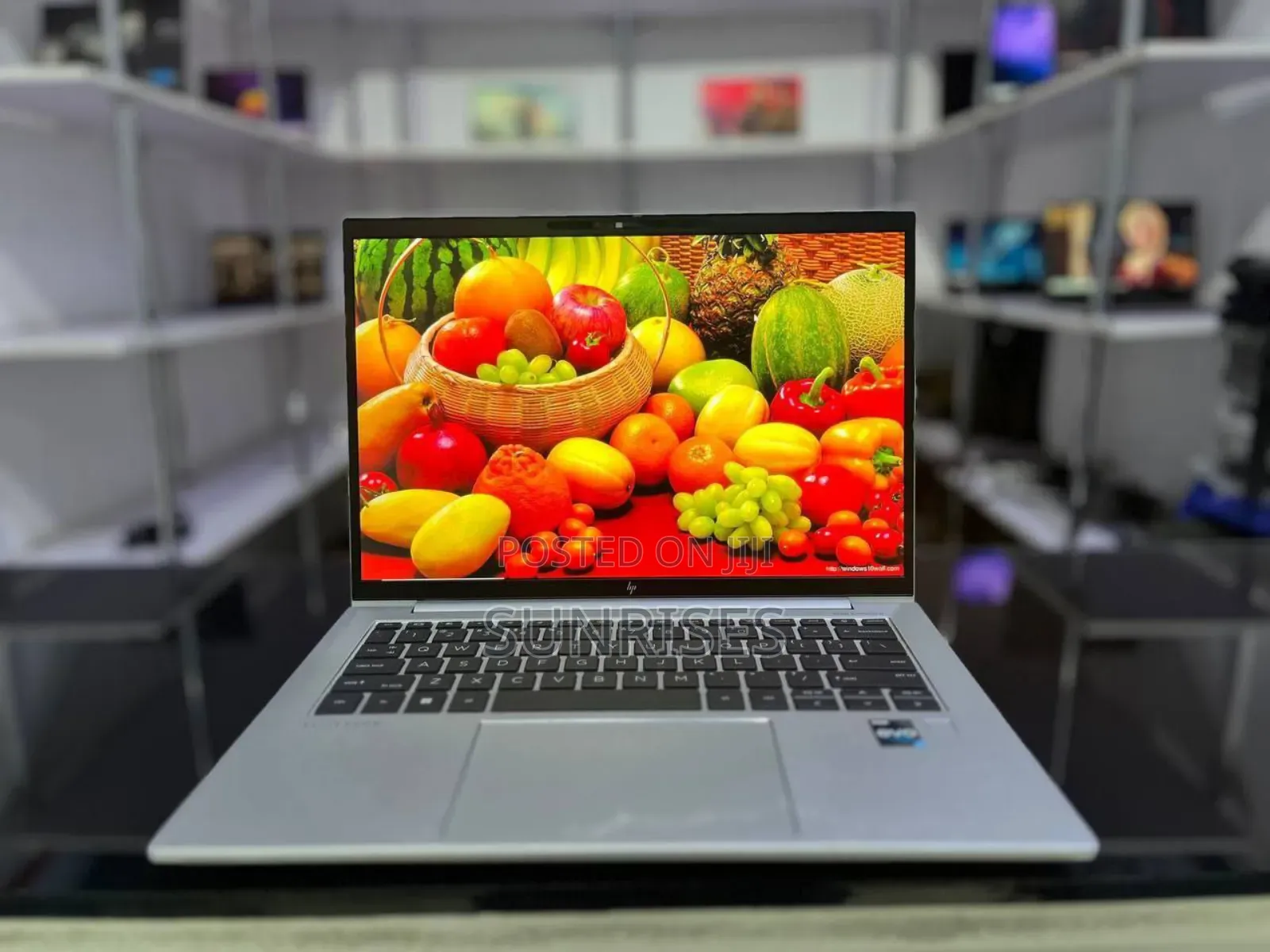 New Laptop HP 14-Dq1088wm 16GB Intel Core I7 SSD 512GB