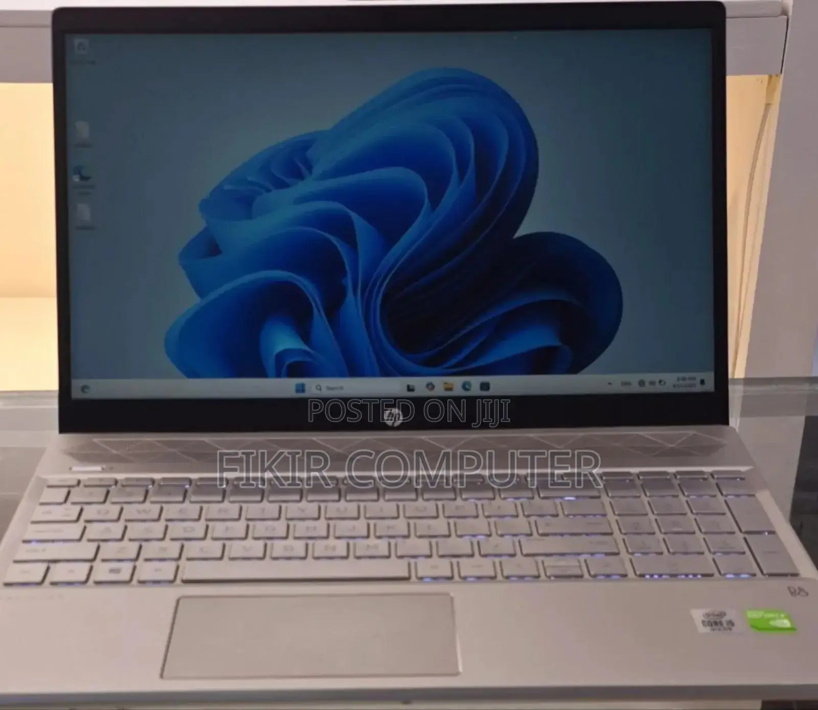 New Laptop HP Pavilion 15 8GB Intel Core I5 SSD 512GB