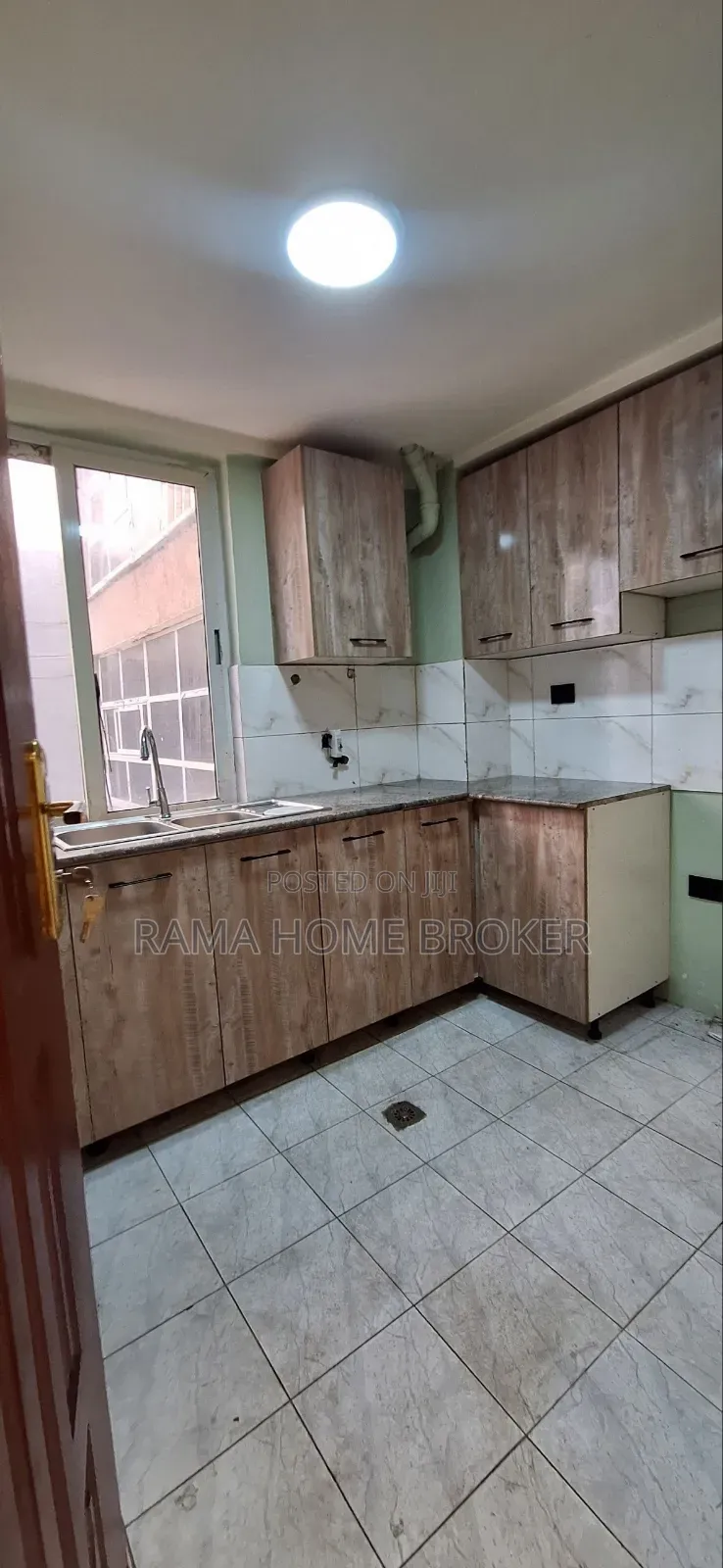 Furnished 2bdrm Condo in Yeka for sale